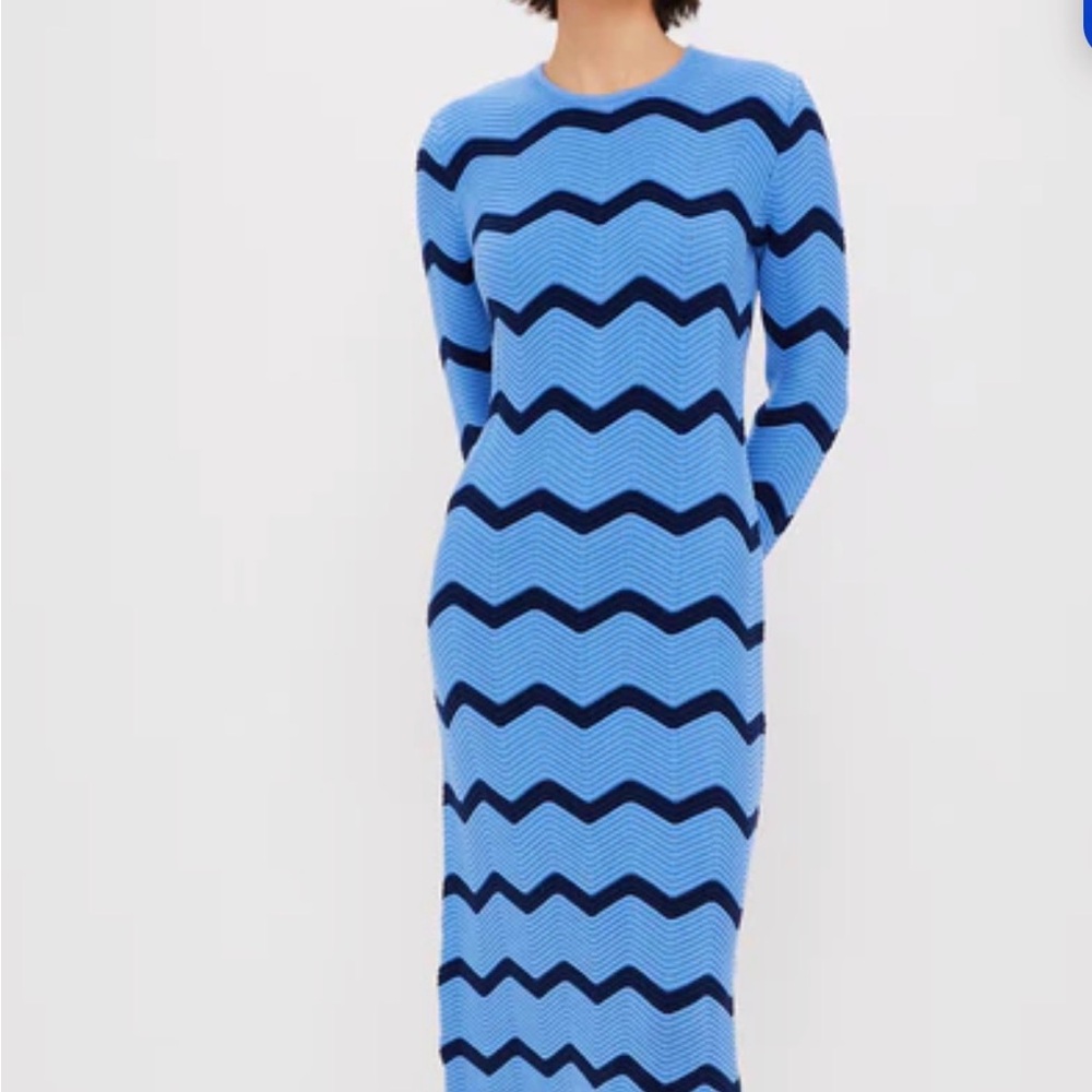 Chevron Knit Long-Sleeve Maxi Dress in Sky Blue and Navy - Picture 3 of 4
